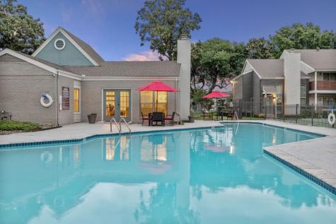 10751 Meadowglen Lane Kate Houston TX 77042
