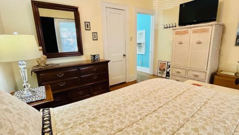 4623 Avenue N 1/2 Galveston TX 77551