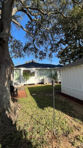 4623 Avenue N 1/2 Galveston TX 77551