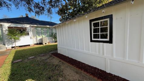 4623 Avenue N 1/2 Galveston TX 77551