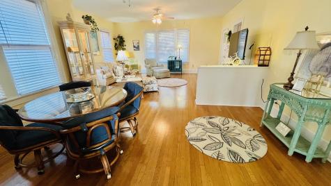 4623 Avenue N 1/2 Galveston TX 77551