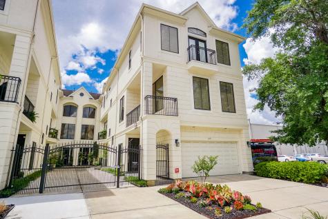 1421 W Clay Street Houston TX 77019