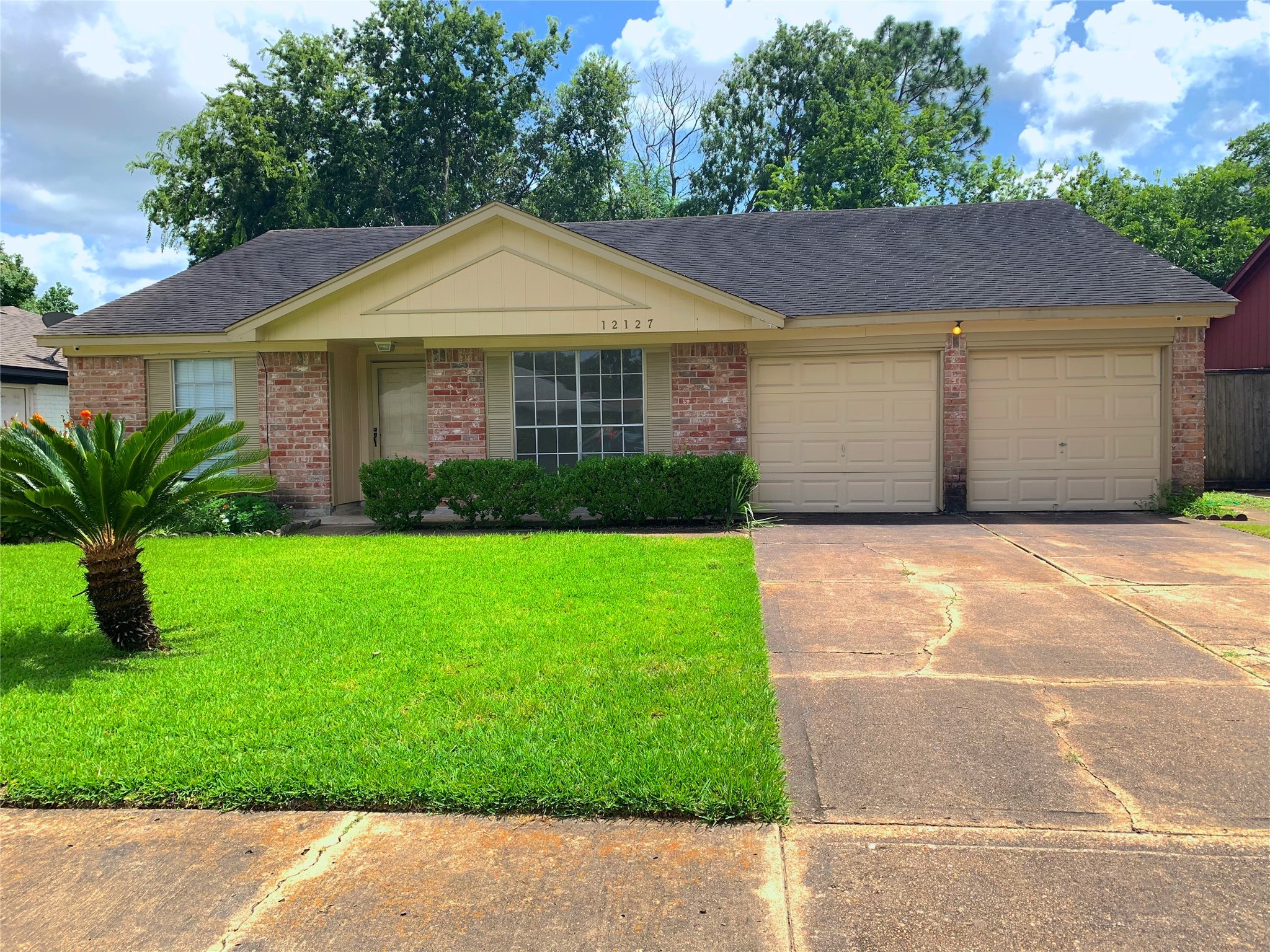12127 Creekhurst Drive Houston TX 77099