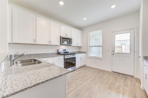 1008 Laguna Cove Drive Katy TX 77493