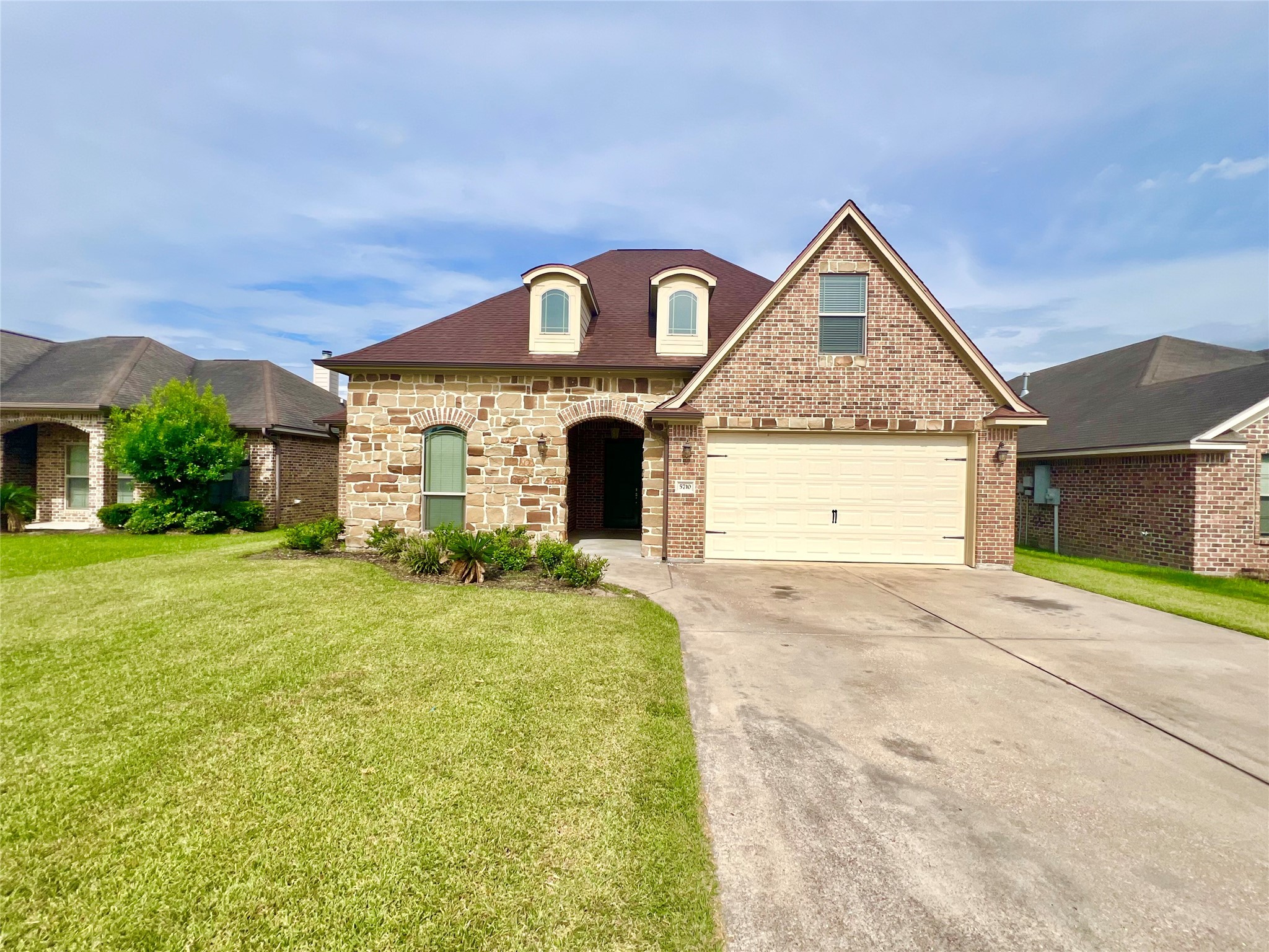 5710 Nicole Lane Beaumont TX 77713