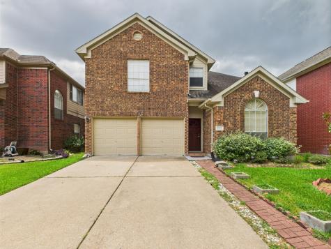 8827 Aspen Meadow Drive Houston TX 77071