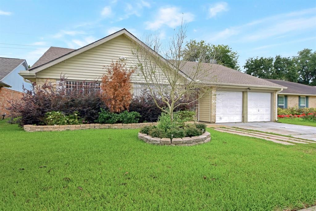 15927 Wingdale Drive Houston TX 77082