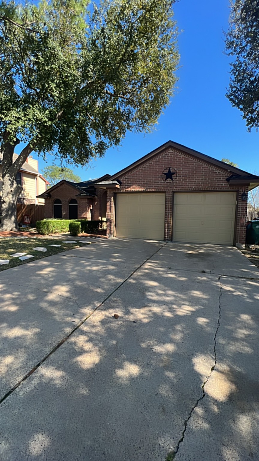 4427 Ireland Lane Pasadena TX 77505