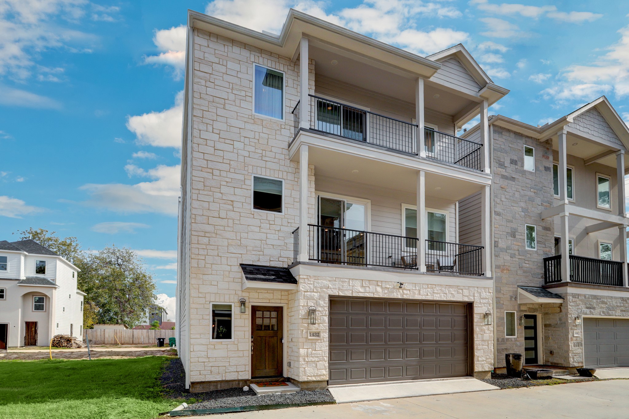 1432 W 34th 1/2 Street Houston TX 77018