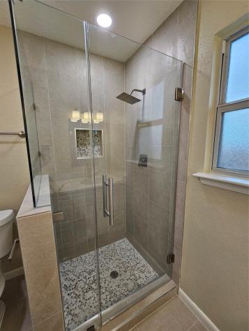 15522 Pleasant Valley Road Houston TX 77062