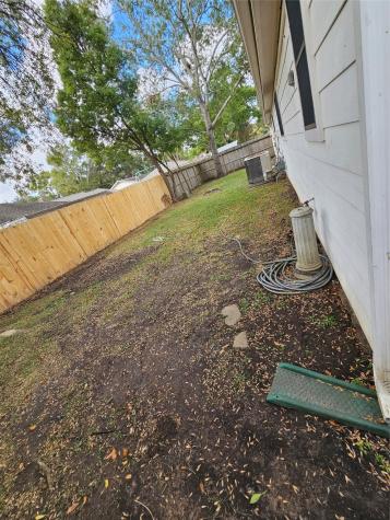 15522 Pleasant Valley Road Houston TX 77062