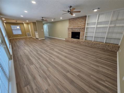 15522 Pleasant Valley Road Houston TX 77062