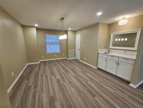 15522 Pleasant Valley Road Houston TX 77062