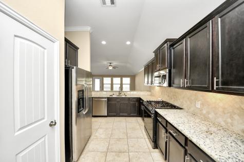 2439 Dark Elm Drive Fresno TX 77545