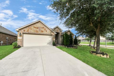 2439 Dark Elm Drive Fresno TX 77545