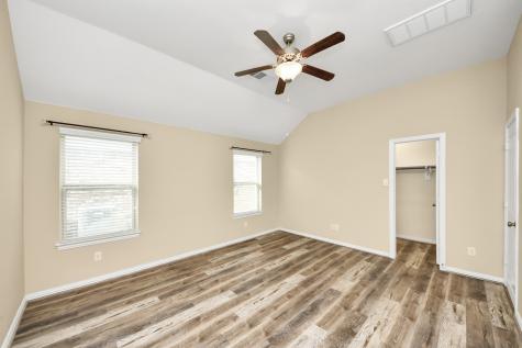 2439 Dark Elm Drive Fresno TX 77545