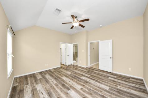 2439 Dark Elm Drive Fresno TX 77545