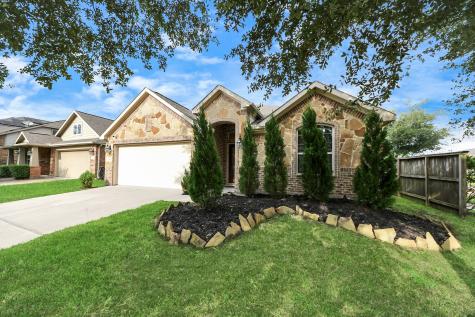 2439 Dark Elm Drive Fresno TX 77545