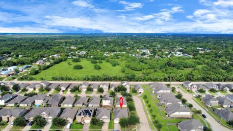 2439 Dark Elm Drive Fresno TX 77545