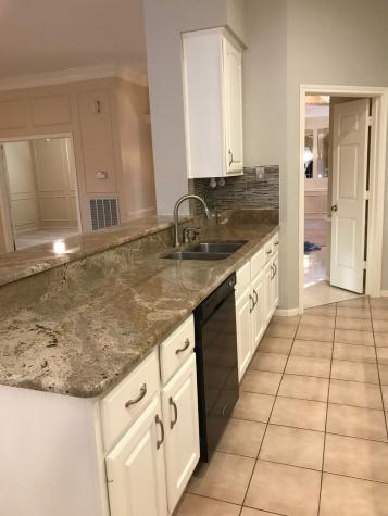 1902 Orchard Glen Court Houston TX 77062