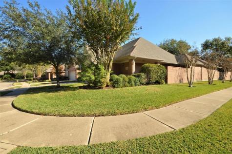 1902 Orchard Glen Court Houston TX 77062