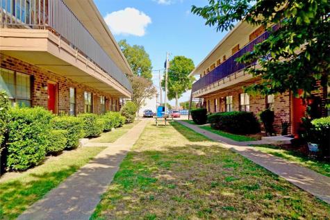 104 S 11th Street Garland TX 75040