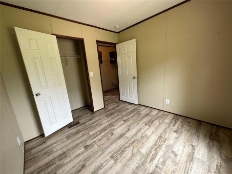 114 Country Oaks Street Brazoria TX 77422