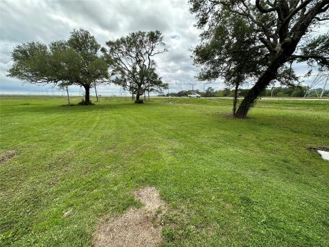 114 Country Oaks Street Brazoria TX 77422