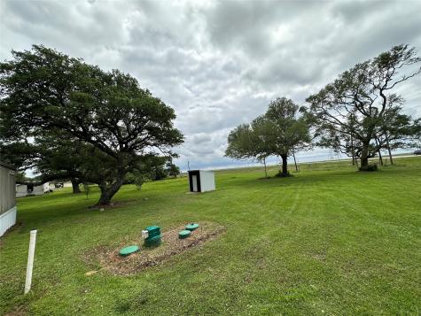 114 Country Oaks Street Brazoria TX 77422