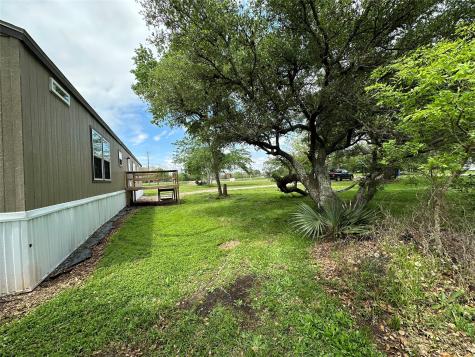 114 Country Oaks Street Brazoria TX 77422