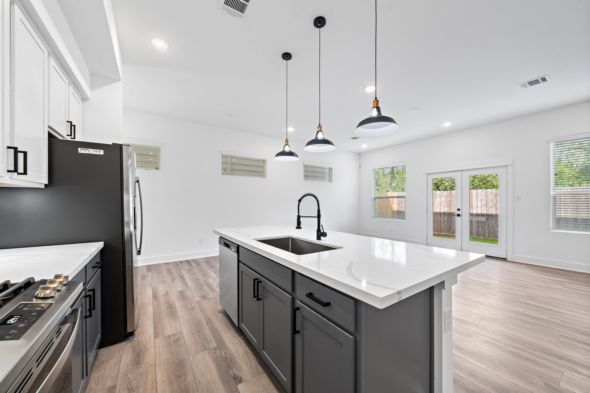 968 Highland Sound Lane Houston TX 77091