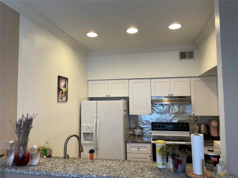 8055 Cambridge Street 49 Houston TX 77054