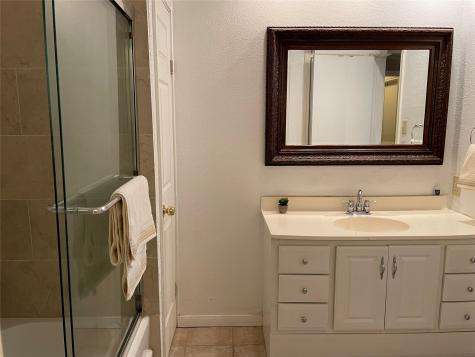8055 Cambridge Street 49 Houston TX 77054