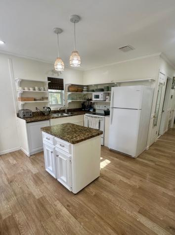 1825 Oriole Drive League City TX 77573