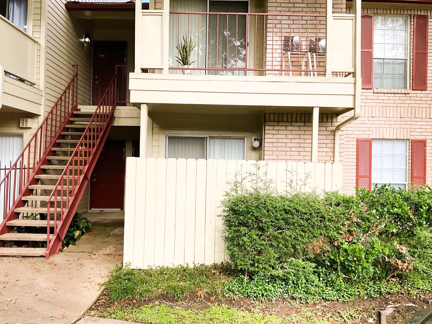 2120 El Paseo Street 619 Houston TX 77054