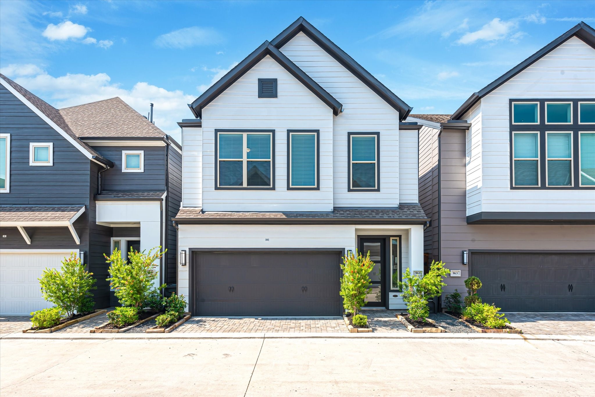 961 Lilly Flower Lane Houston TX 77091