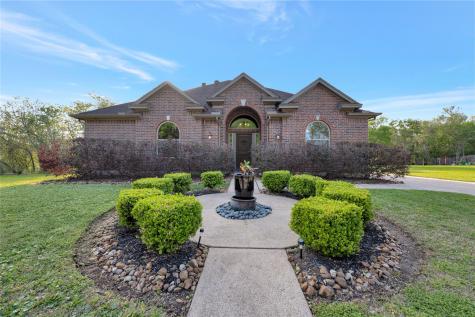 5218 Whittier Oaks Drive Friendswood TX 77546