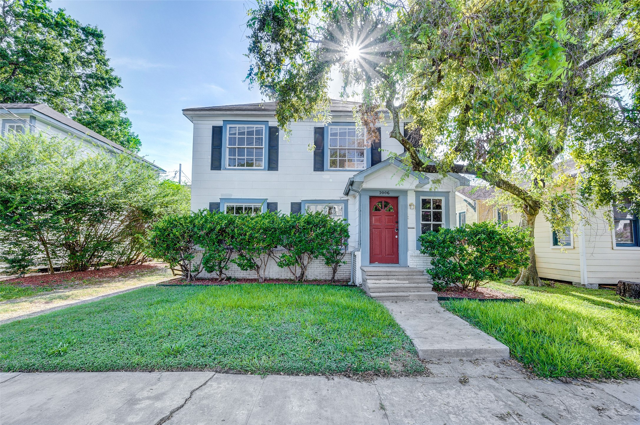 2006 Elmen Street Houston TX 77019