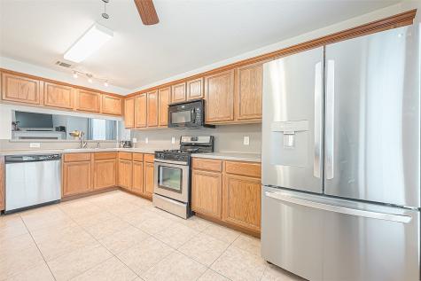 101 Spencer Landing W La Porte TX 77571