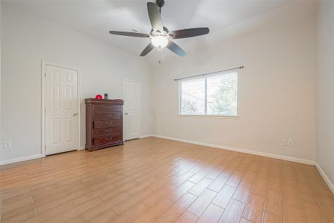 101 Spencer Landing W La Porte TX 77571