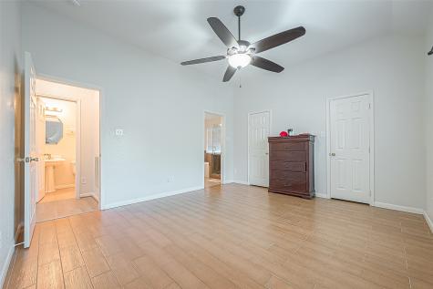 101 Spencer Landing W La Porte TX 77571