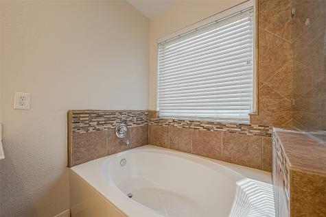 101 Spencer Landing W La Porte TX 77571