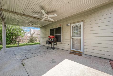 101 Spencer Landing W La Porte TX 77571
