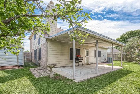 101 Spencer Landing W La Porte TX 77571