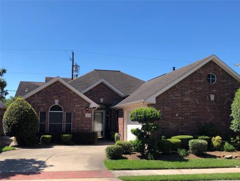 406 Pine Creek Drive Friendswood TX 77546
