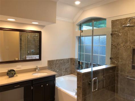 406 Pine Creek Drive Friendswood TX 77546