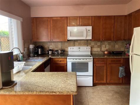 1839 Sherwood Forest Street Houston TX 77043