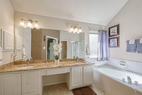 2418 Standing Oak Lane Richmond TX 77406