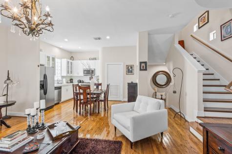 5817 Darling Street H Houston TX 77007