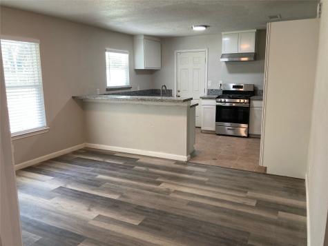 910 Peggy Street Deer Park TX 77536